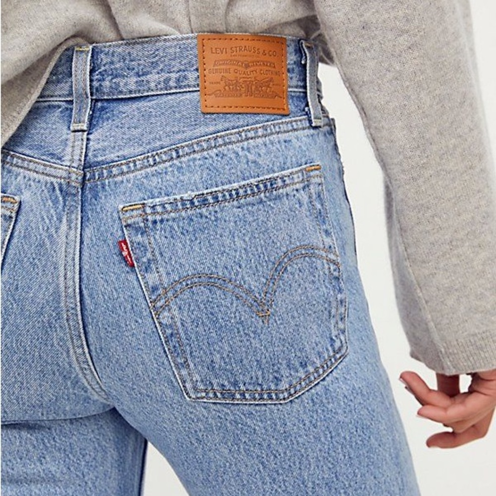 Levi’s Wedgie Icon Jean